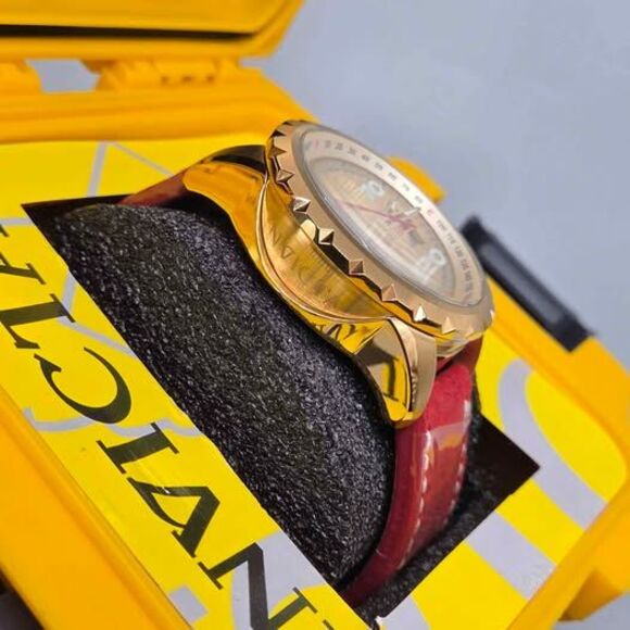Invicta Aviator 28161 Men\'s Chronograph Watch Rose Gold Red Leather Strap main image 5